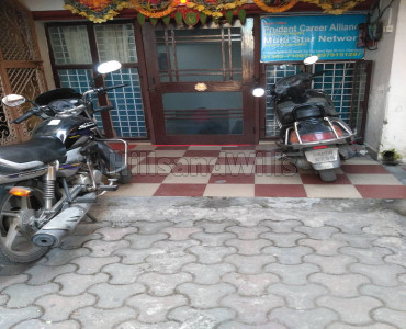 1005 sq.ft commercial building  for sale in clock tower dehradun