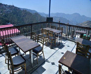 1615 sq. yard hotel for sale  in badash shimla along with 180 sq.yards land