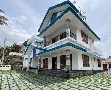 4bhk villa for sale  in anachal munnar