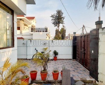 2bhk  gated society independent house for sale  in shimla road dehradun