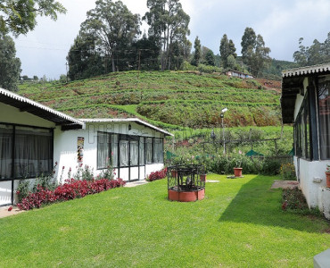8000 sq.ft commercial building  for rent in thalayathimund ooty
