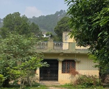 912 sq.meter  land with old house for sale  in chinyalisaur uttarakhand