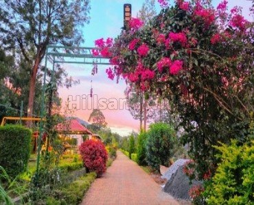 8bhk  cottage with 3 bhk owners bungalow for sale  in kotagiri