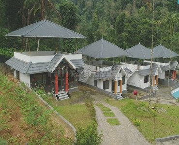 1600 sq. ft resort for sale  in mankulam munnar along with 17.5 acres land