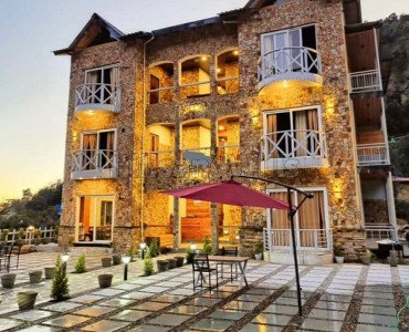4bhk cottage for sale  in kanchi dham nainital