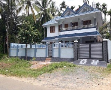 4bhk independent house for sale  in chulliyode wayanad