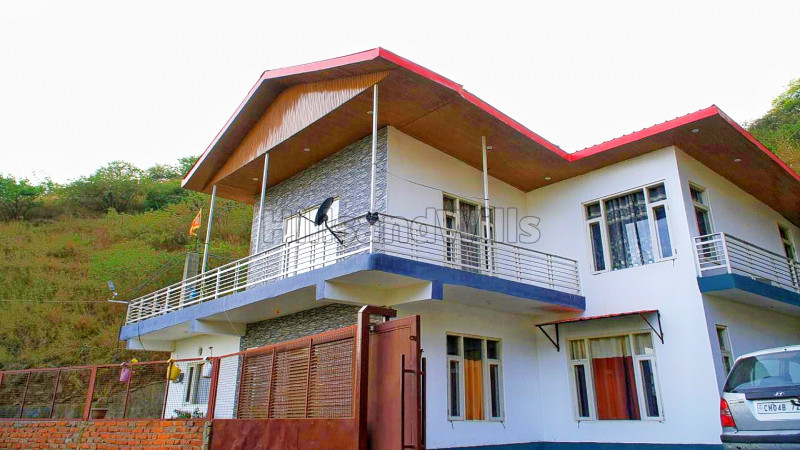 ₹1.10 Cr | 4bhk cottage for sale in kandaghat solan