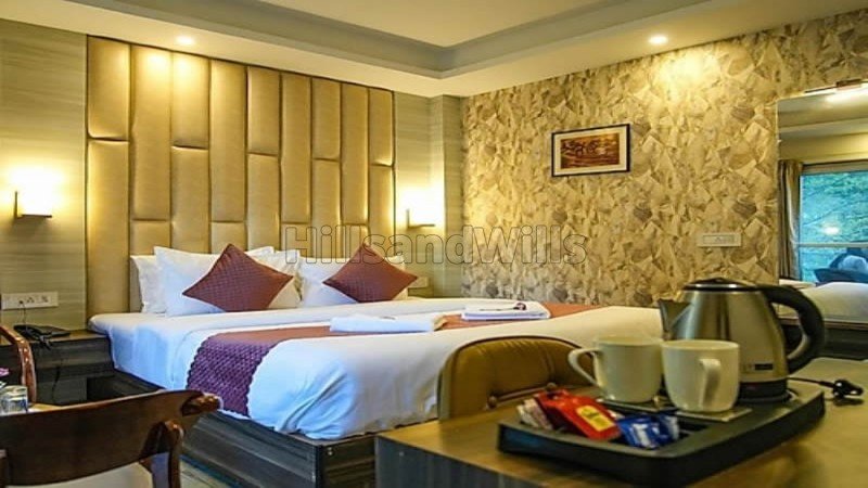 ₹2 Cr&nbsp;|&nbsp;7bhk cottage for sale  near kanyal road kullu-manali