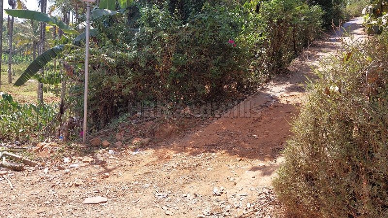 ₹15 Lac | 5.75 cents residential plot for sale  in mysore main road gudalur