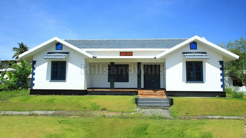 ₹68 Lac | 3bhk independent house for sale  in kalpetta wayanad