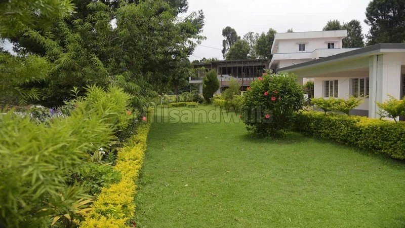 ₹4 Cr | 3bhk villa for sale  in avenue road kotagiri