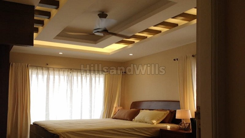 ₹15 Cr | 32000 sq. ft resort for sale  in yelagiri along with 1.74 acres land