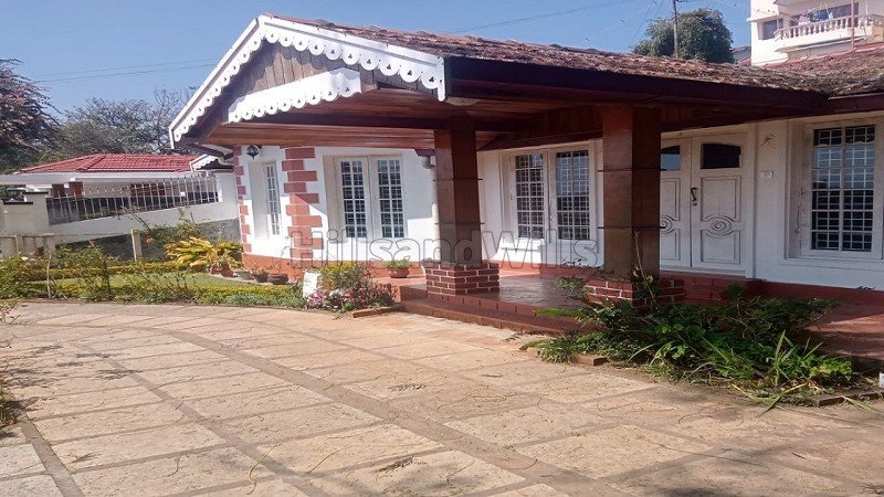 ₹4.50 Cr | 3bhk villa for sale  in coonoor