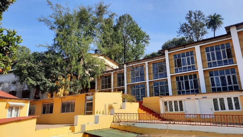 ₹26 Cr | 13000 sq. ft resort for sale  in chesson road panchgani along with 41000 sq.ft. land