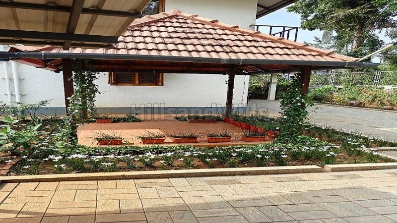 ₹5.70 Cr | 8bhk  mediterranean style villa for sale  in madapura coorg