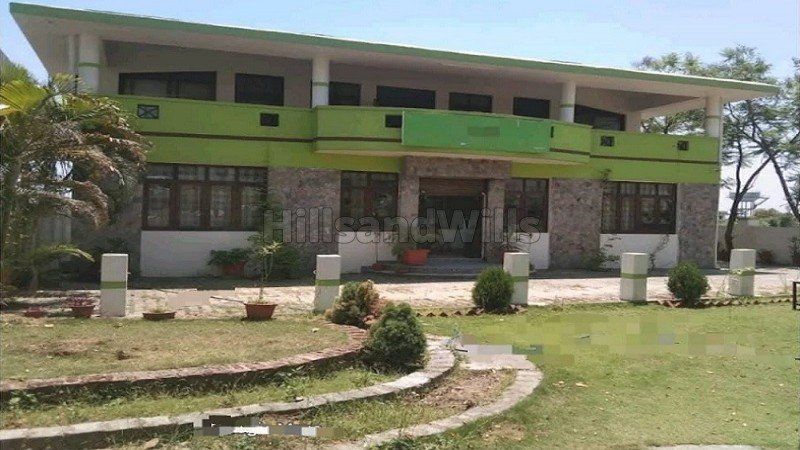 ₹7.40 Cr | 6000 sq. ft office space for sale in jollygrant, bhaniyawala dehradun along with 740 sq.yards land