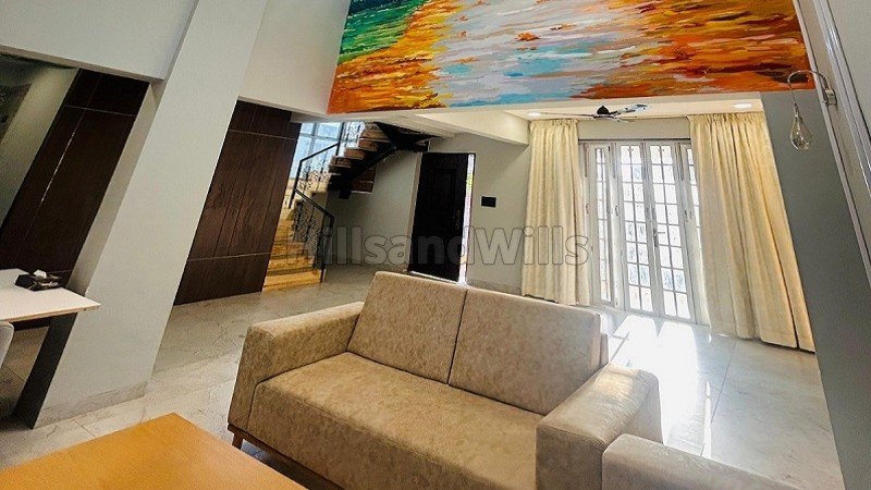 ₹2.72 Cr | 5bhk  villa with pool for sale  in lonavala