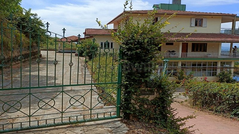 ₹8.75 Cr | 4bhk independent house for sale  in madikeri town coorg