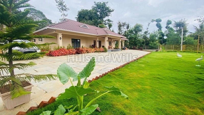 ₹2.75 Cr | 3bhk villa for sale  in murnad, coorg