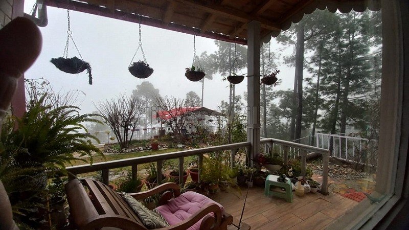 ₹3.25 Cr | 4bhk  himalayan view cottage for sale  in ranikhet near almora