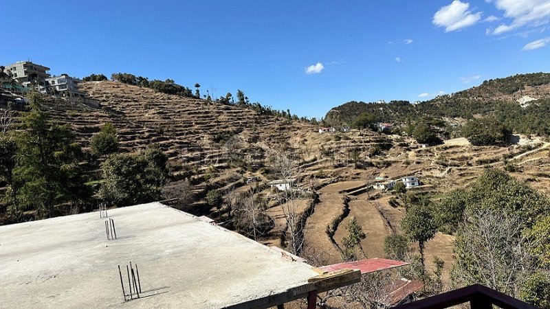 ₹1.77 Cr | 4100 sq. ft homestay for sale  in mukteshwar nainital along with 3.5 nali land