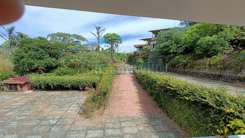 ₹8.75 Cr | 4bhk independent house for sale  in madikeri town coorg