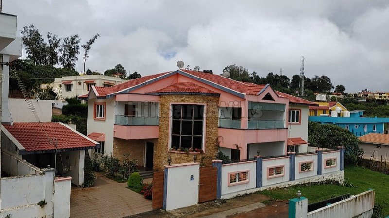 ₹3 Cr | 4bhk villa for sale  in ooty near karnataka palace ooty