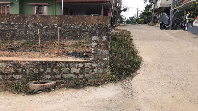 ₹72 Lac | 6 cents residential plot for sale  in virajpet town, coorg