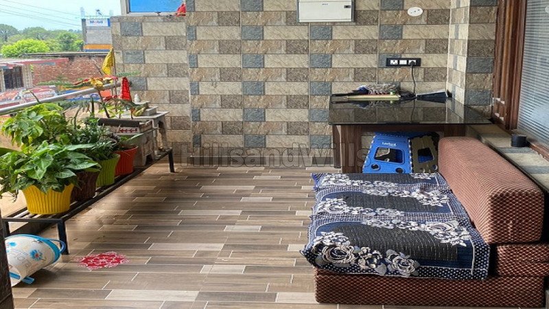₹1.70 Cr | 1200 sq. ft showroom for sale  in palampur dharamshala along with 1400 sq.ft. land
