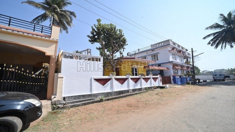 ₹82 Lac | 3bhk independent house for sale  in golden temple, bylakuppe coorg