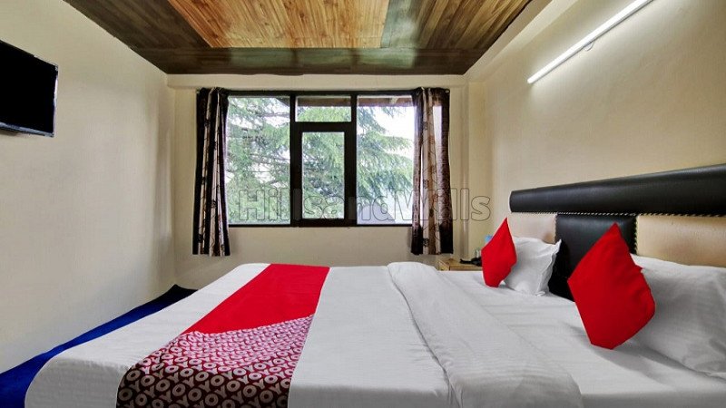 ₹1.60 Cr | 8bhk cottage for sale in kanyal road manali, kullu-manali