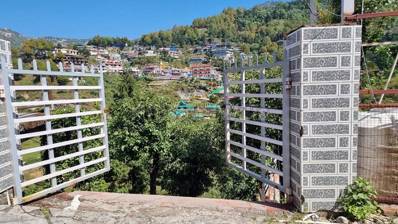 ₹2.75 Cr | 12033 sq. ft hotel for sale  in mussoorie along with 1350 gaj land