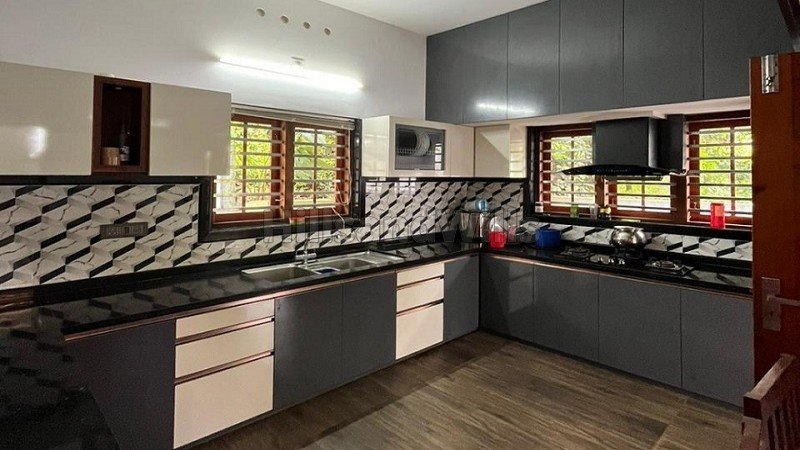 ₹1.70 Cr | 4bhk villa for sale in anachal munnar