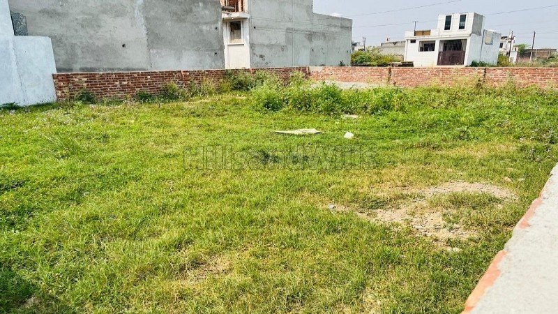 ₹46 Lac | 200 gaj agriculture land for sale  in pithuwala dehradun