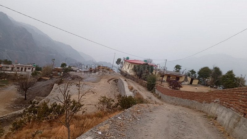 ₹69.39 Lac | 257 sq.yards residential plot for sale  in kempty falls area mussoorie