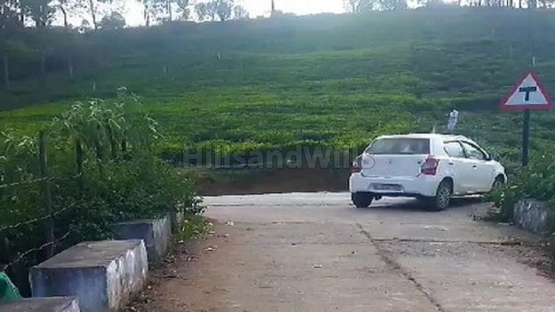 ₹1.12 Cr | 75 cents residential plot for sale  in between kodanad and kotagiri