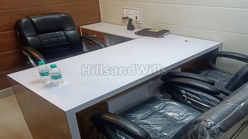 ₹25 K | 650 sq. ft office space for rent  in racecourse area dehradun
