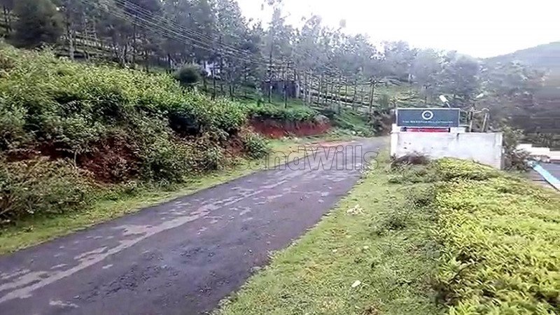 ₹1.30 Cr | 5 cents residential plot for sale  in kannerimukku kotagiri