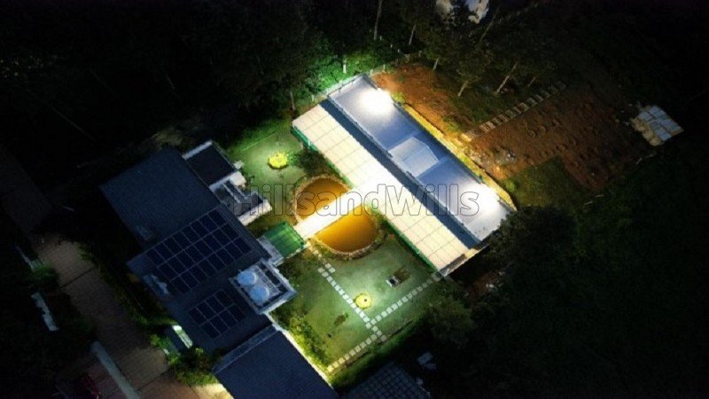 ₹7.50 Cr&nbsp;|&nbsp;8bhk  cottage with 3 bhk owners bungalow for sale  in kotagiri