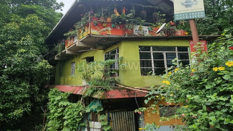 ₹98 Lac | 1500 sq. ft restaurant for sale  in kurseong on darjeeling-siliguri route, siliguri along with 500 sq.ft. land
