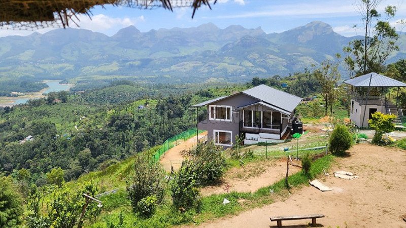 ₹1.75 Cr | 3300 sq. ft resort for sale  in pooppara munnar along with 30 cents land