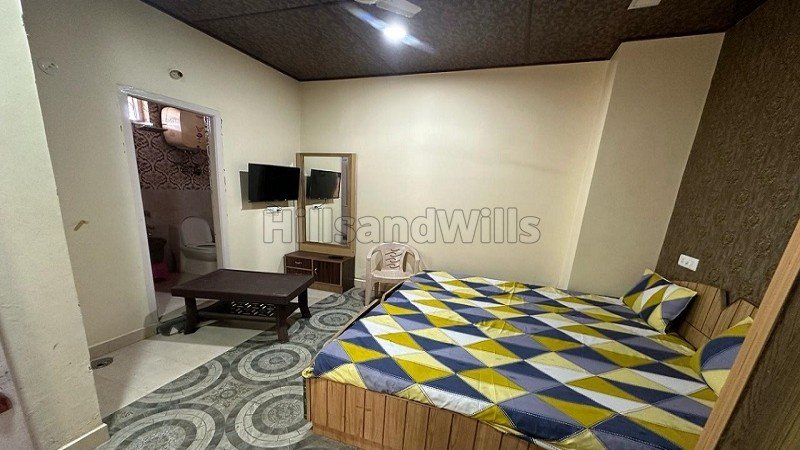 ₹9.50 K | 600 sq. ft 1rk studio apartment for rent  in kanlog shimla along with 2000 sq.ft. land