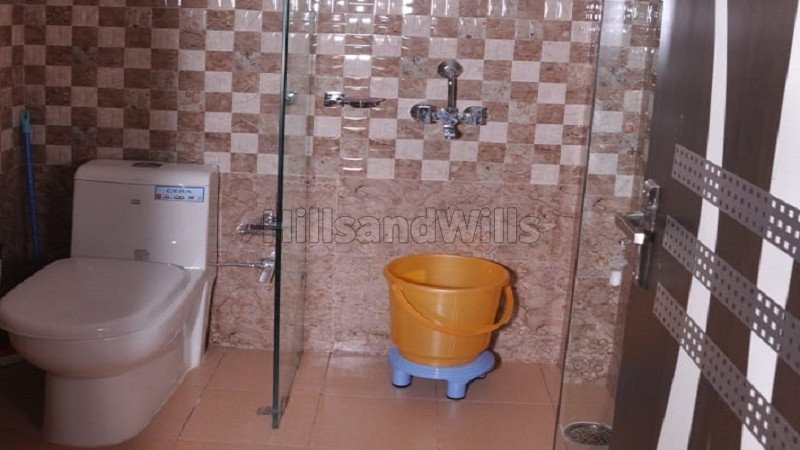 ₹4 Cr | 1800 sq. ft hotel for sale  in tallital nainital along with 2000 sq.ft. land
